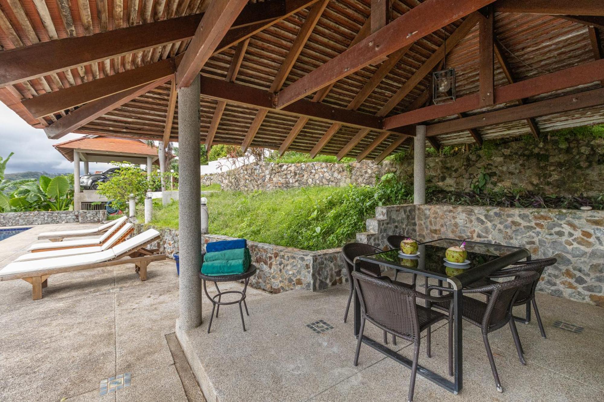 Villa Moon Talay View *