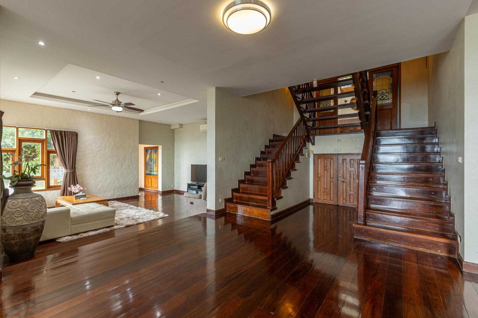Moon Talay View Villa