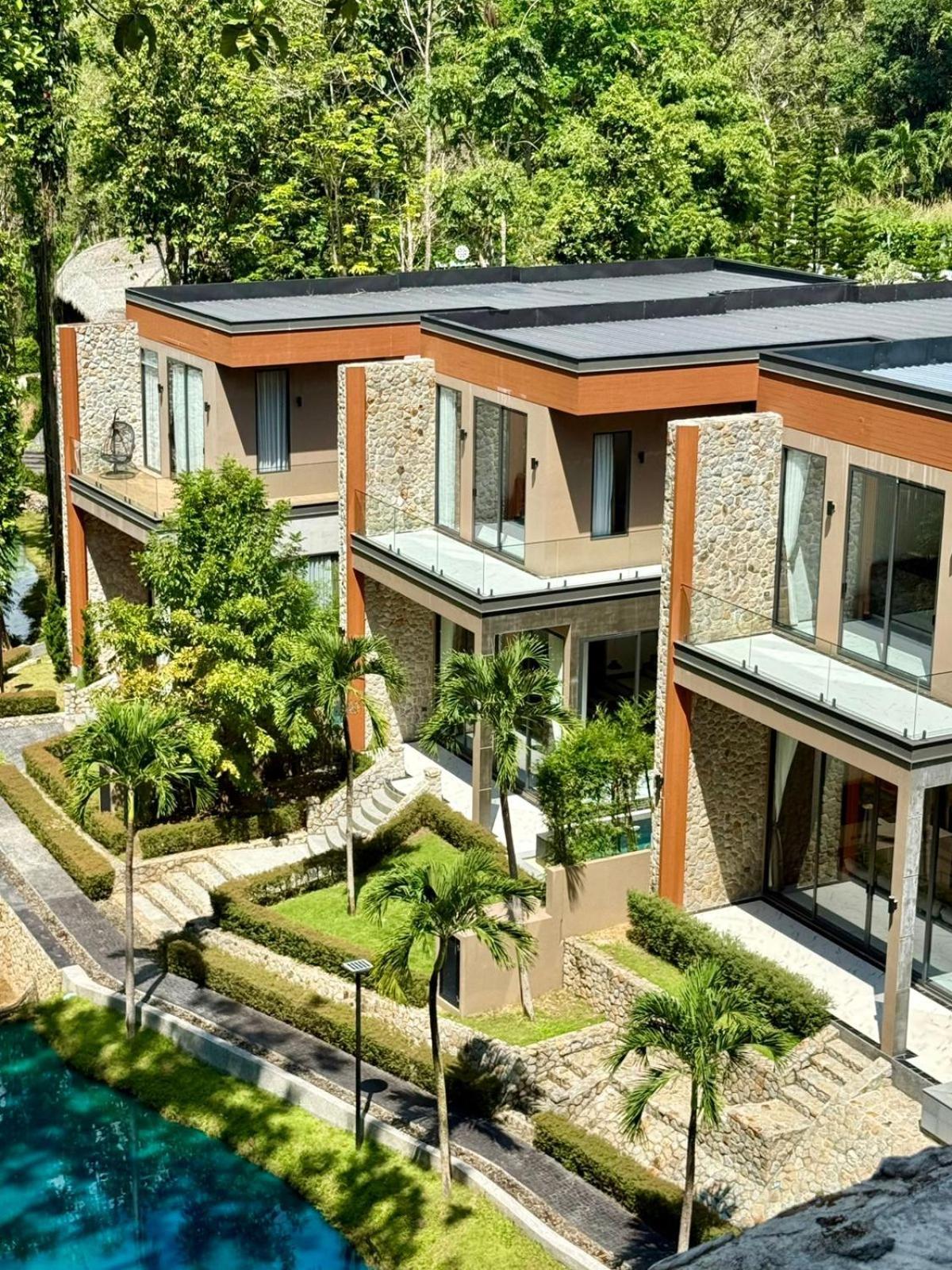 Luxury Menara
