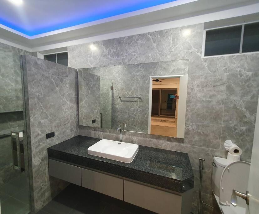 Modern Pool 3 Bedrooms Villa Rawai