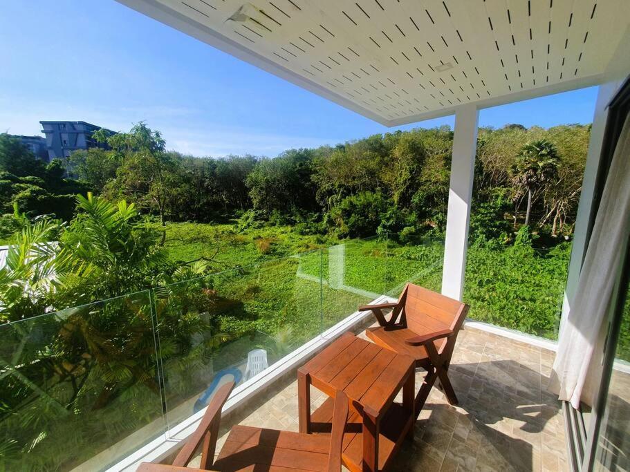 Modern Pool 3 Bedrooms *