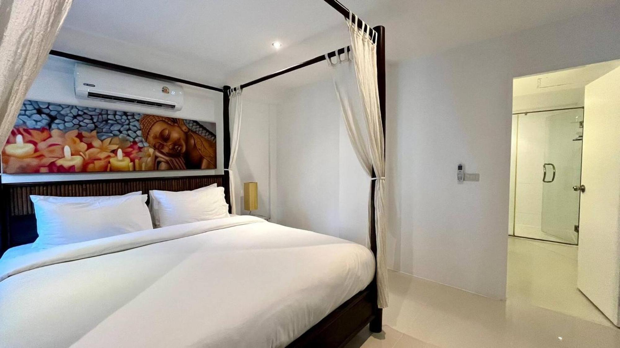 B6 - 1 Bedroom 1 Bathroom At Karon Phuket Apartment *