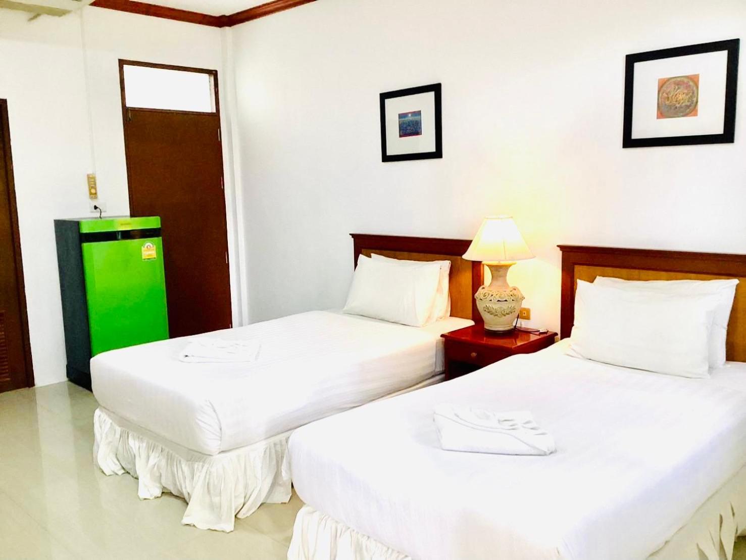 Garden Hotel 3*