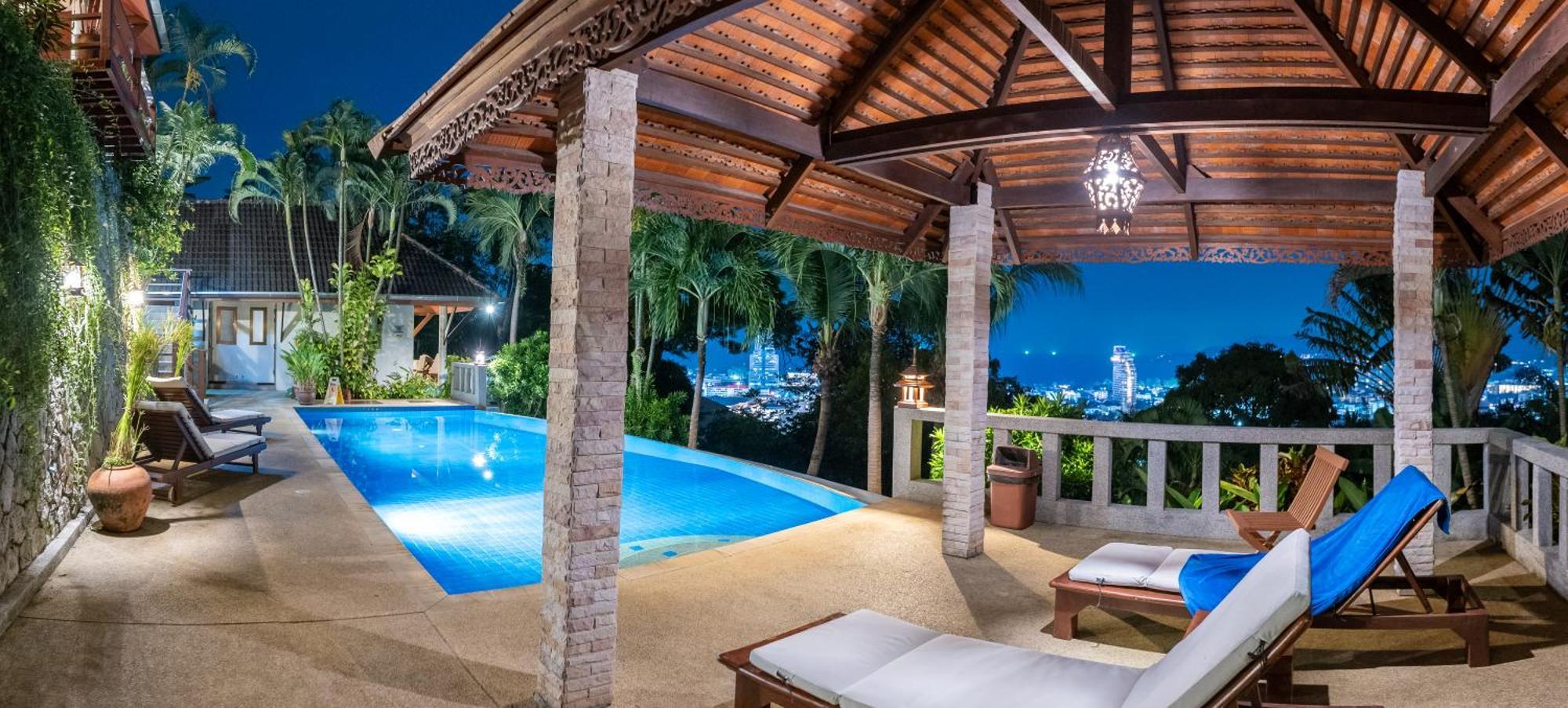 Baiyok Seaview And Edge Pool Villa Patong