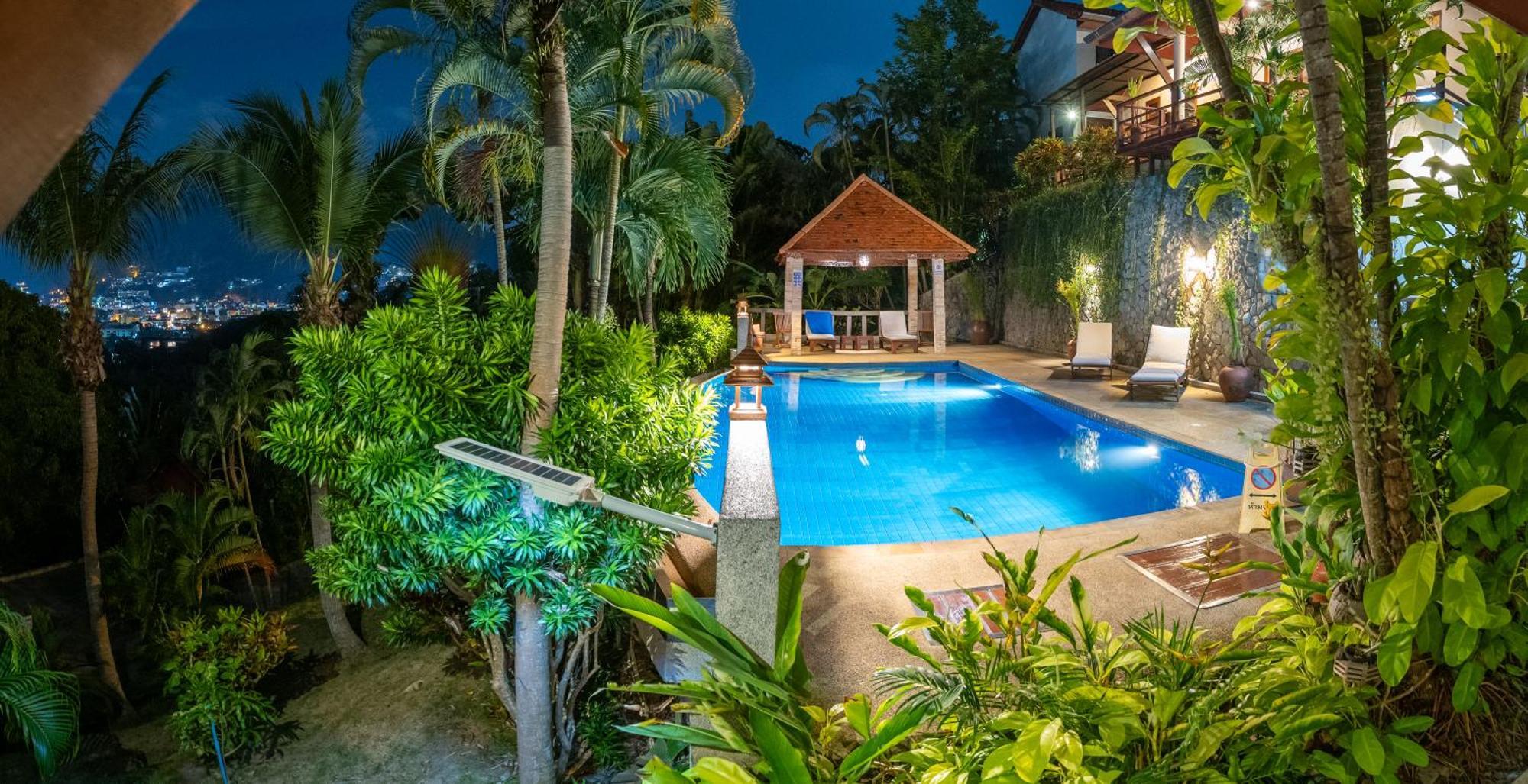Baiyok Seaview And Edge Pool * Patong