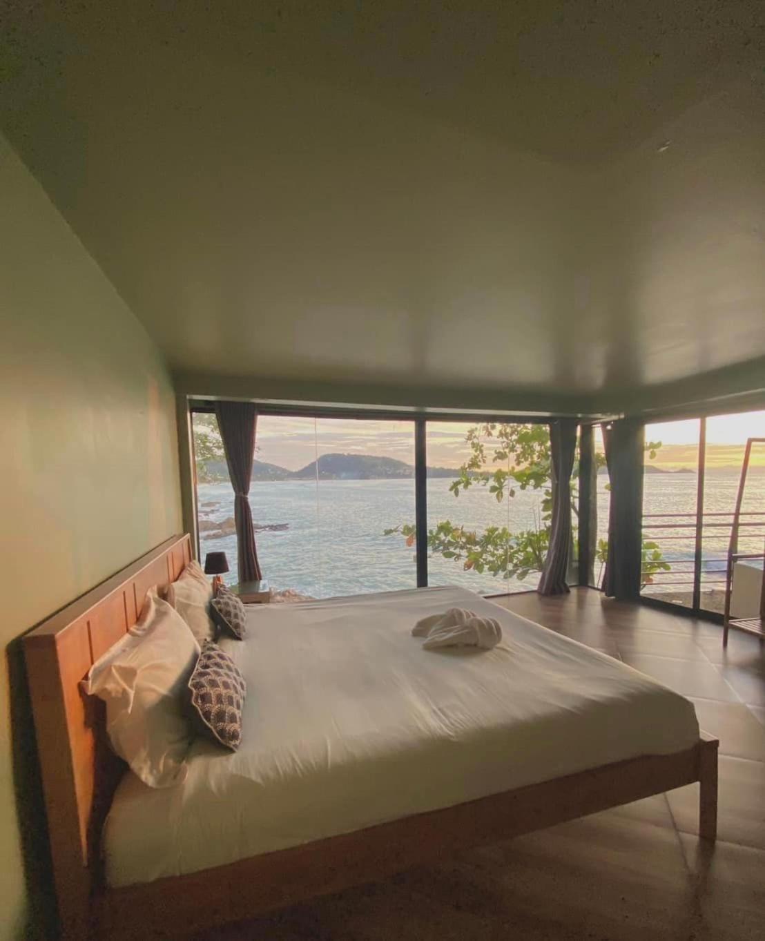 Sunset Phuket 3*