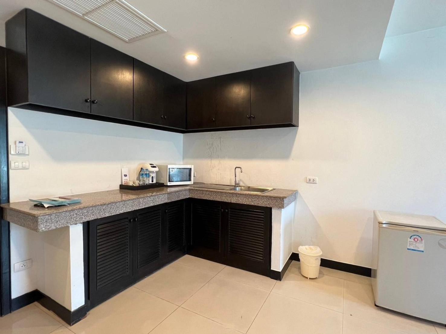 Cocoon Apk & Hotel Patong