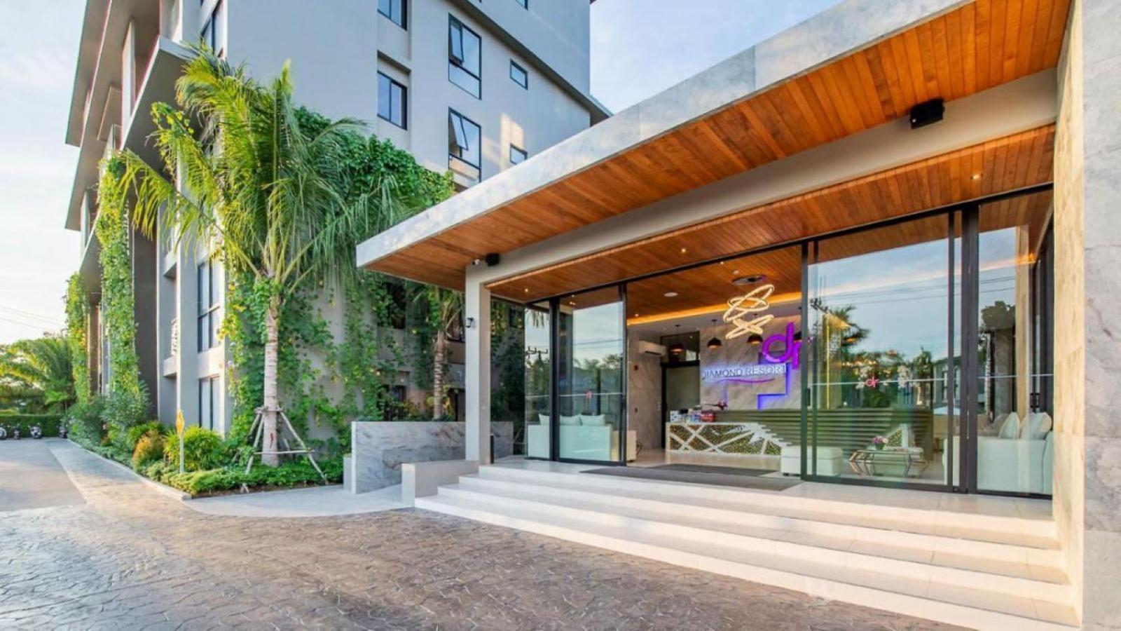 Modern At Diamond Apartment Bang Tao Beach (Phuket)