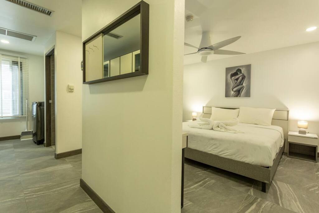 Apartment 2br Is 500 Metres Away C133 *
