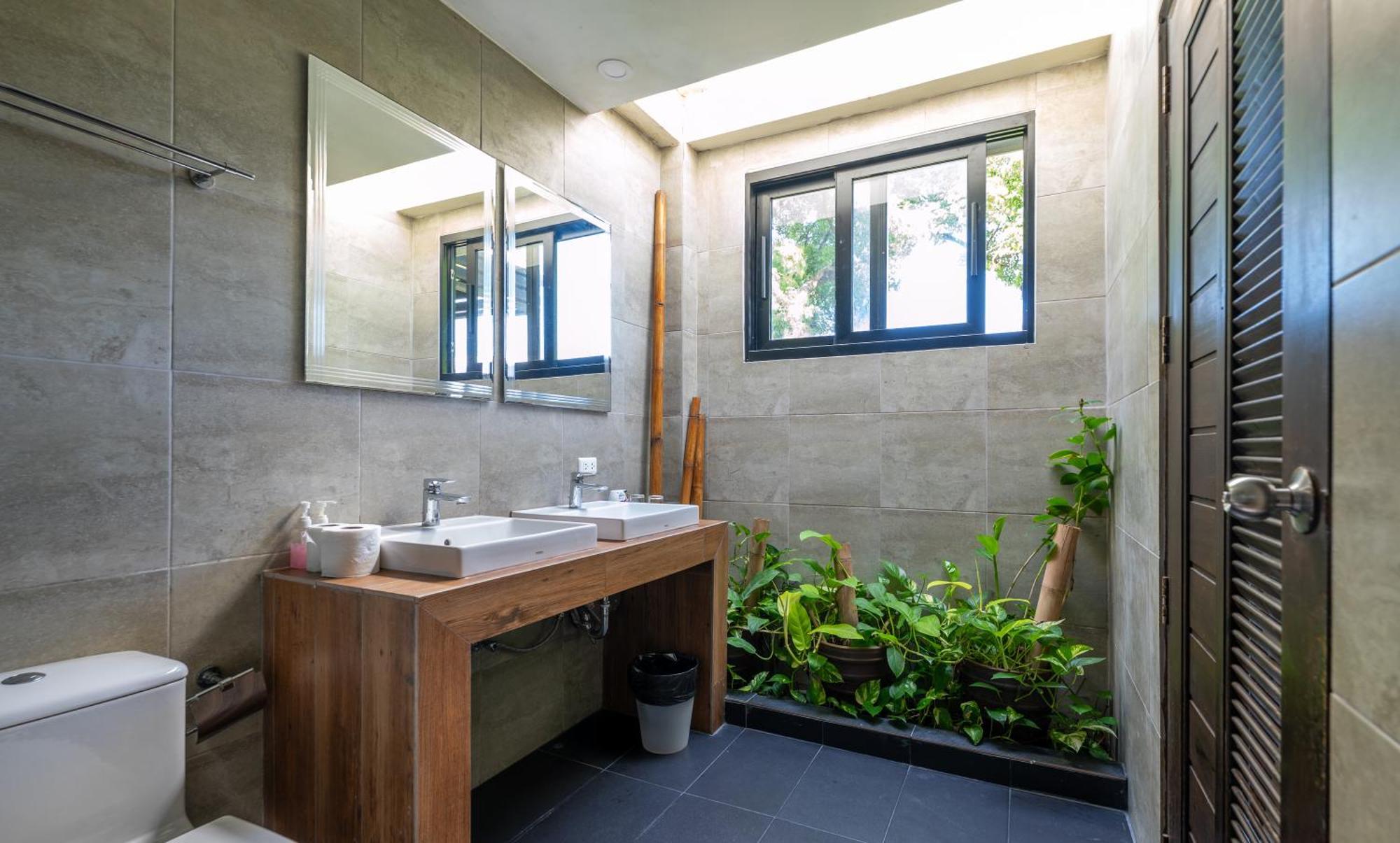 Villa Baiyok Seaview And Edge Pool Patong