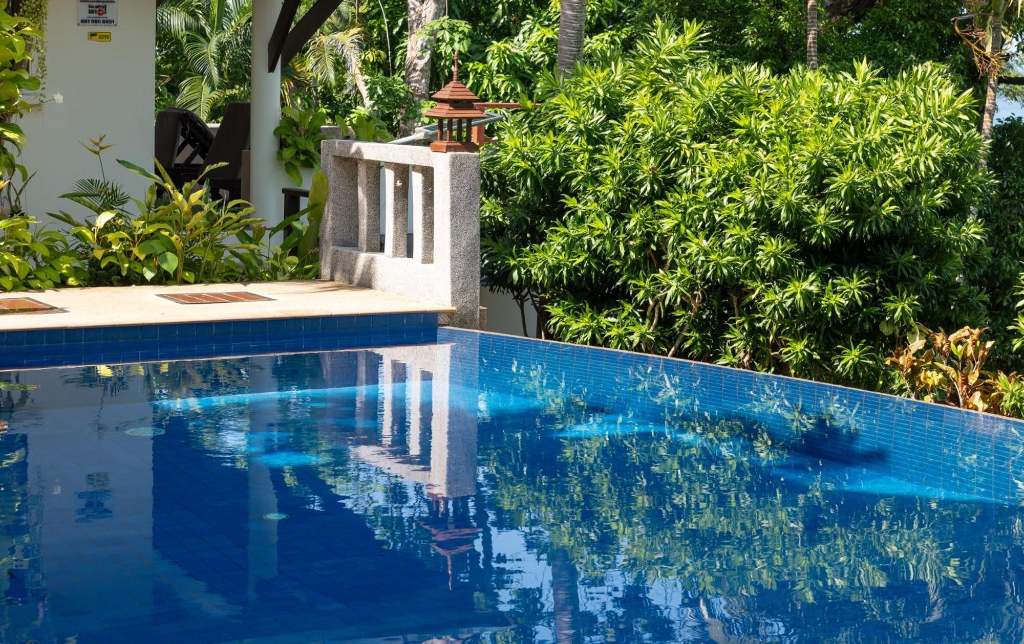 Baiyok Seaview And Edge Pool Villa Patong