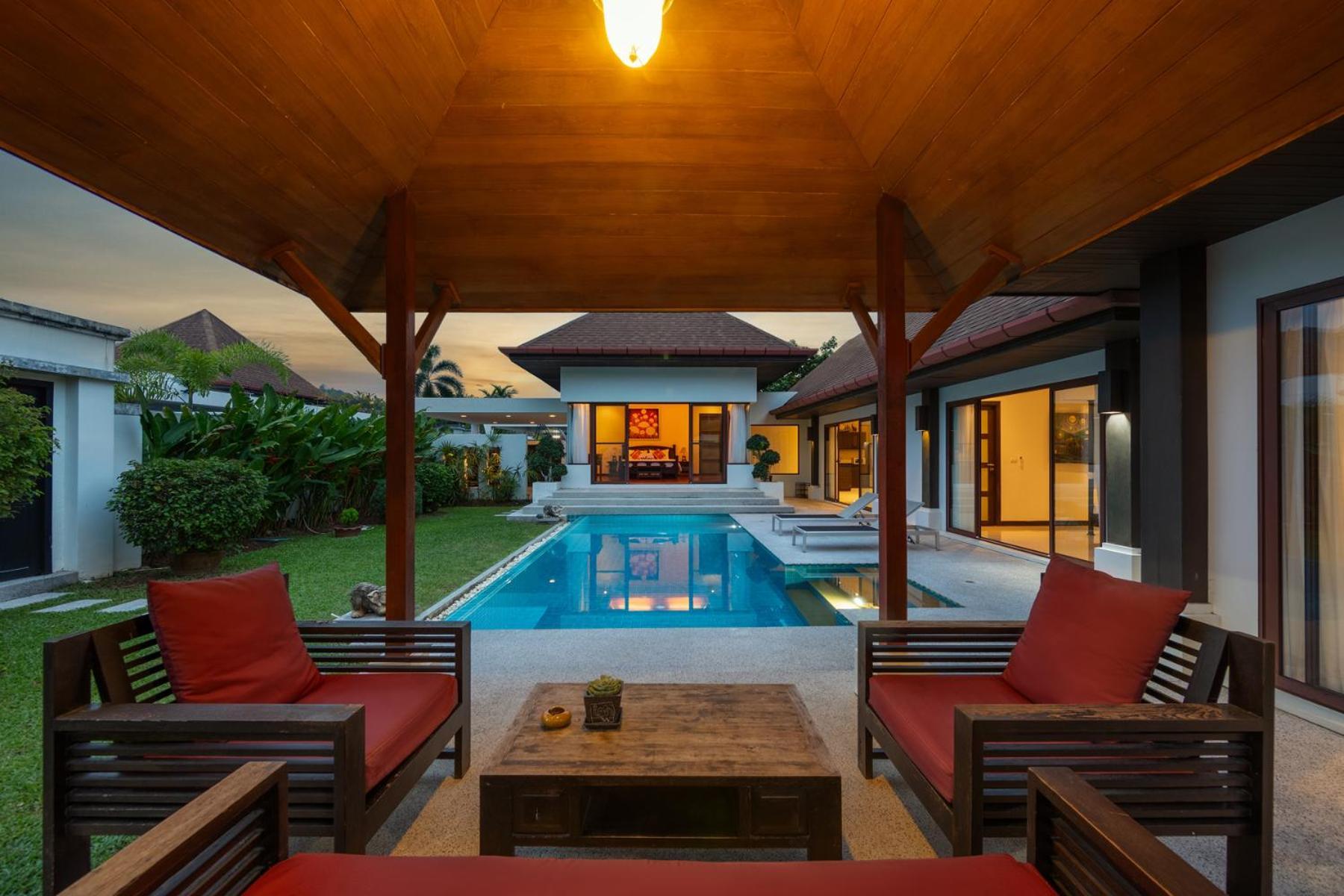 Iorangi| 3 Bedroom Private Pool In Rawai