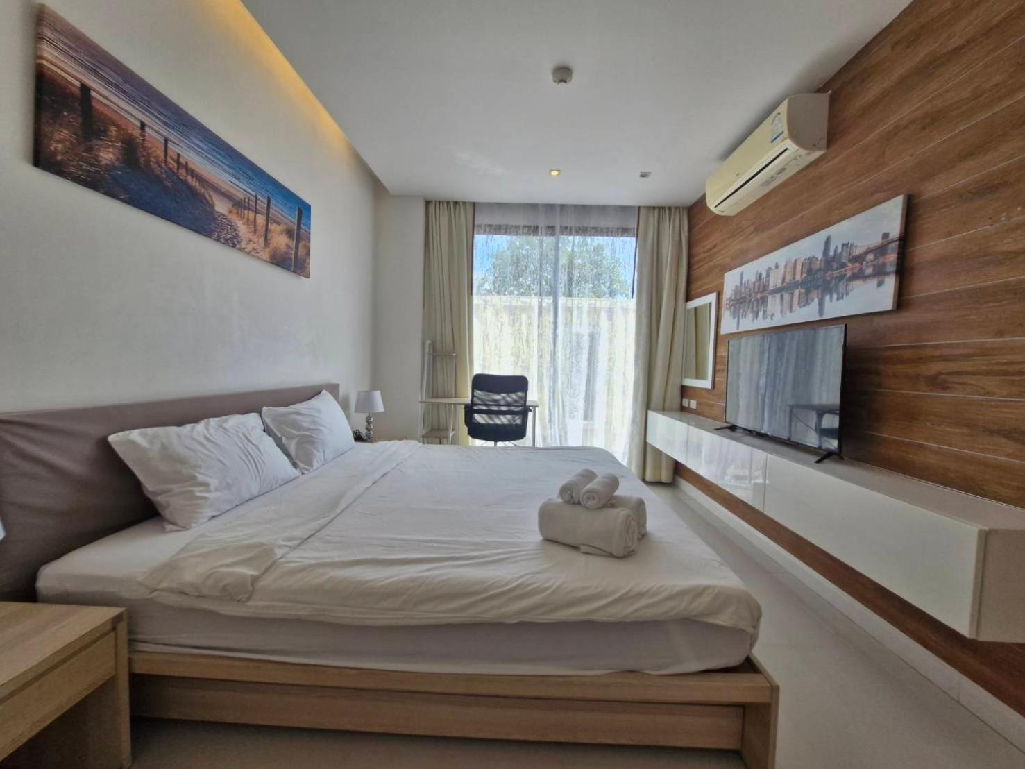 Aparthotel The Naiharn By Sala Estate 3*
