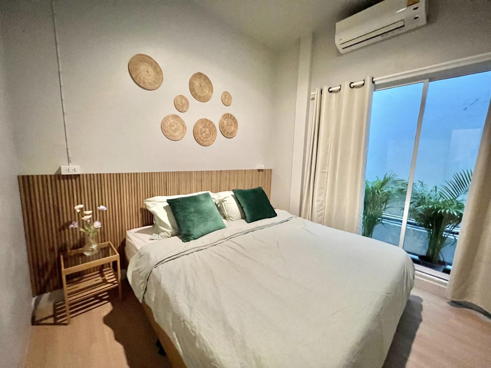 Surfer House Center 3 Bedrooms * Patong