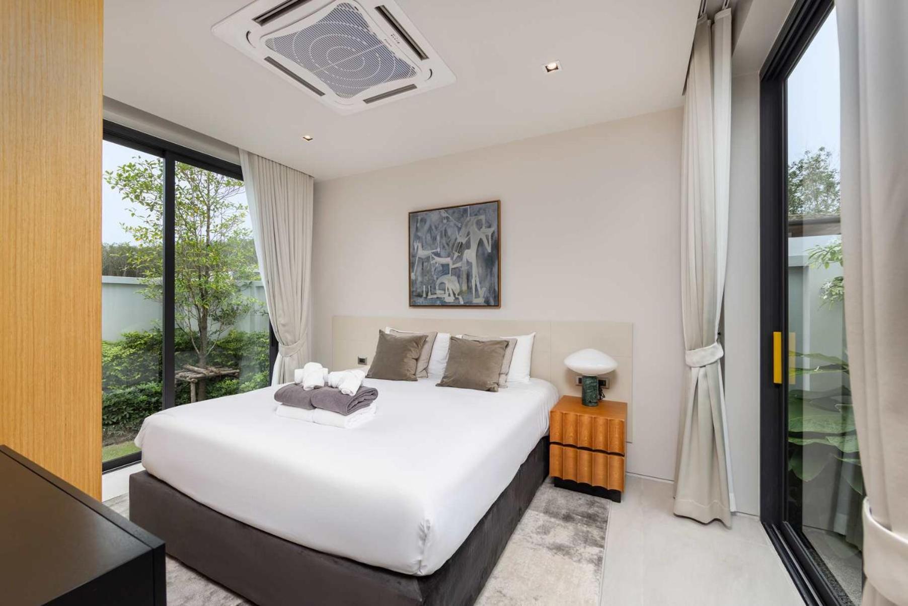 Luxury 3br Eden With Private Pool *