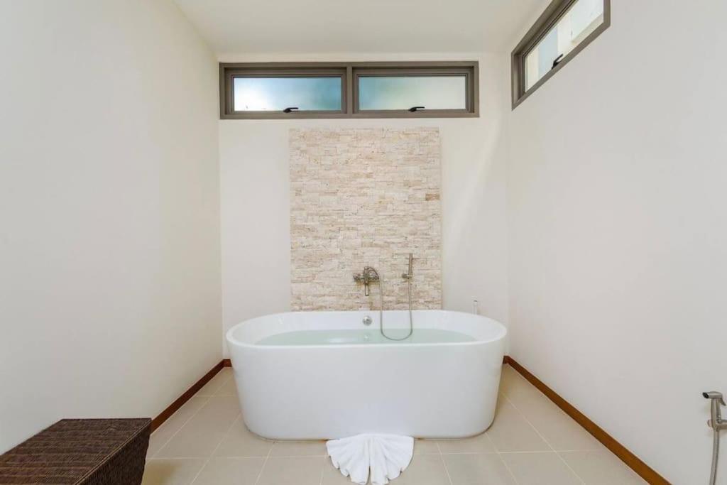 Oasis Villa Rawai