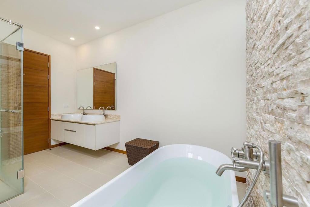 Villa Oasis Rawai