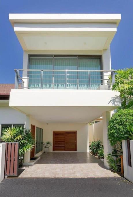 Oasis Villa