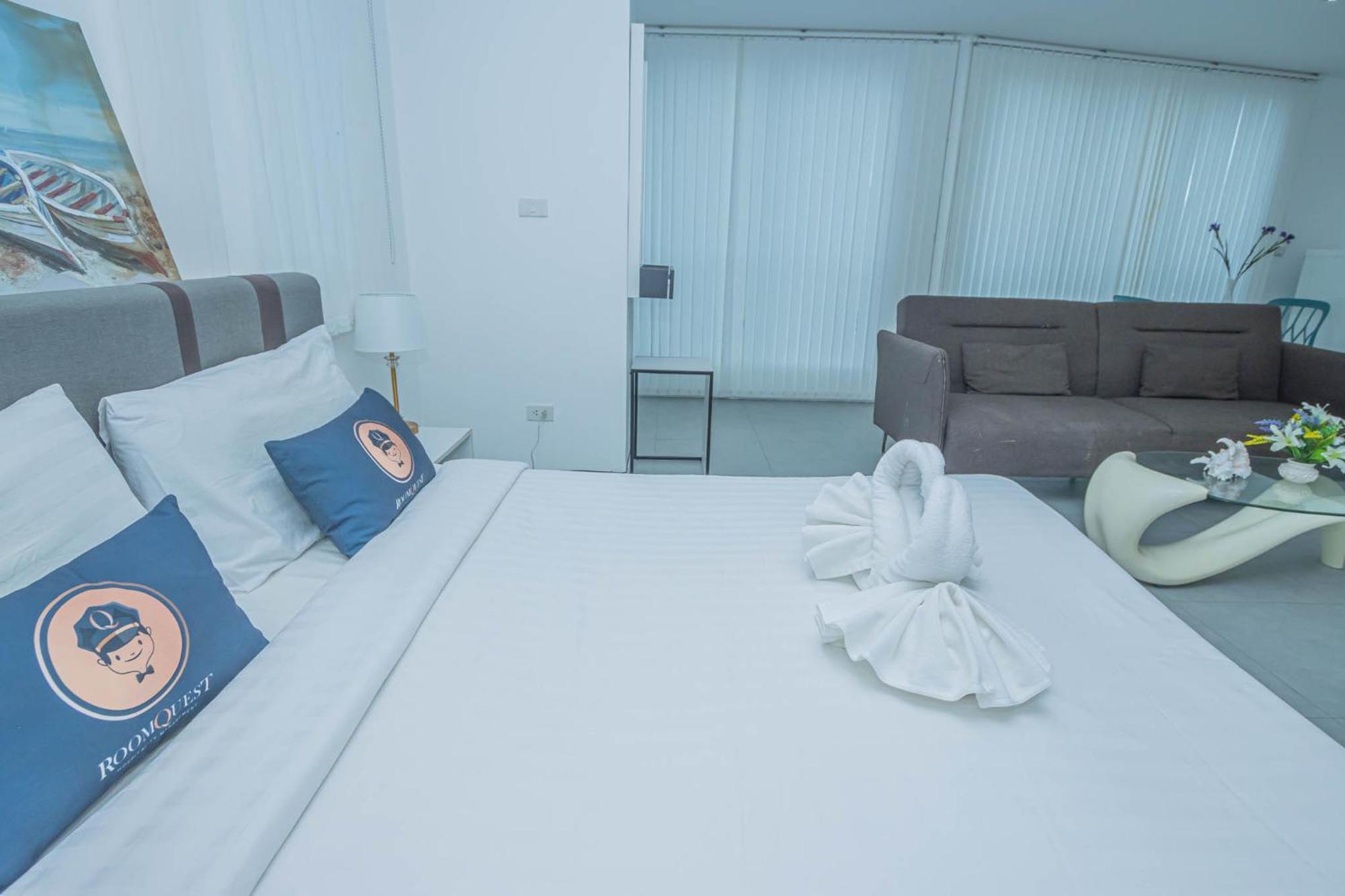 Hotel Utopia Kata By Roomquest
