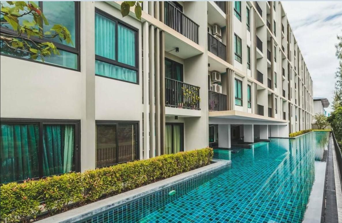 Private Zcape2 Near Boat Avenue *