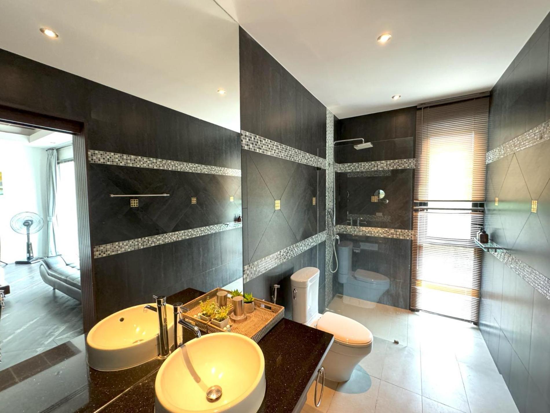 Apartment Townhome With Sea View Terrace & Pool Kamala Beach