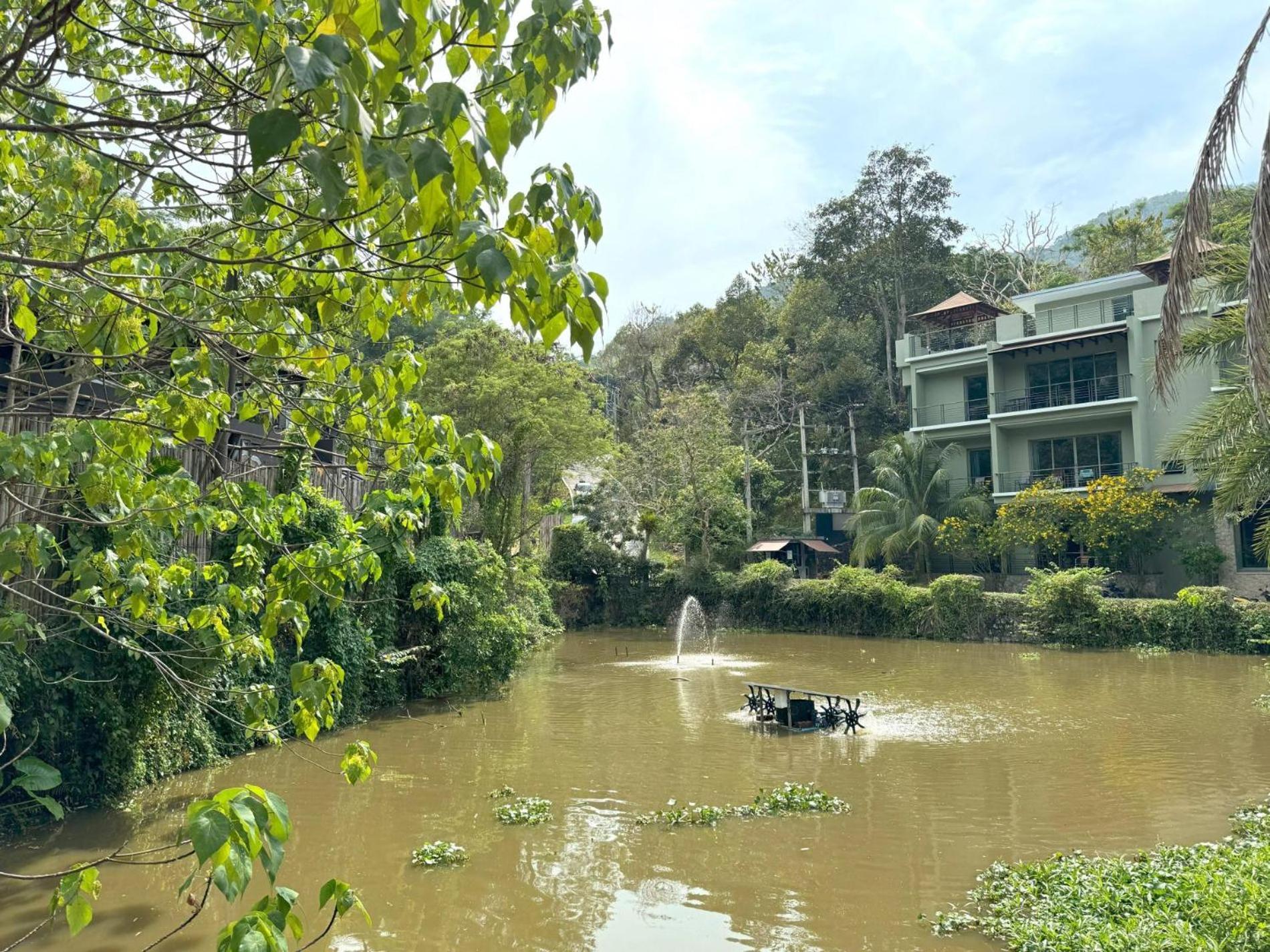 Townhome With Sea View Terrace & Pool *