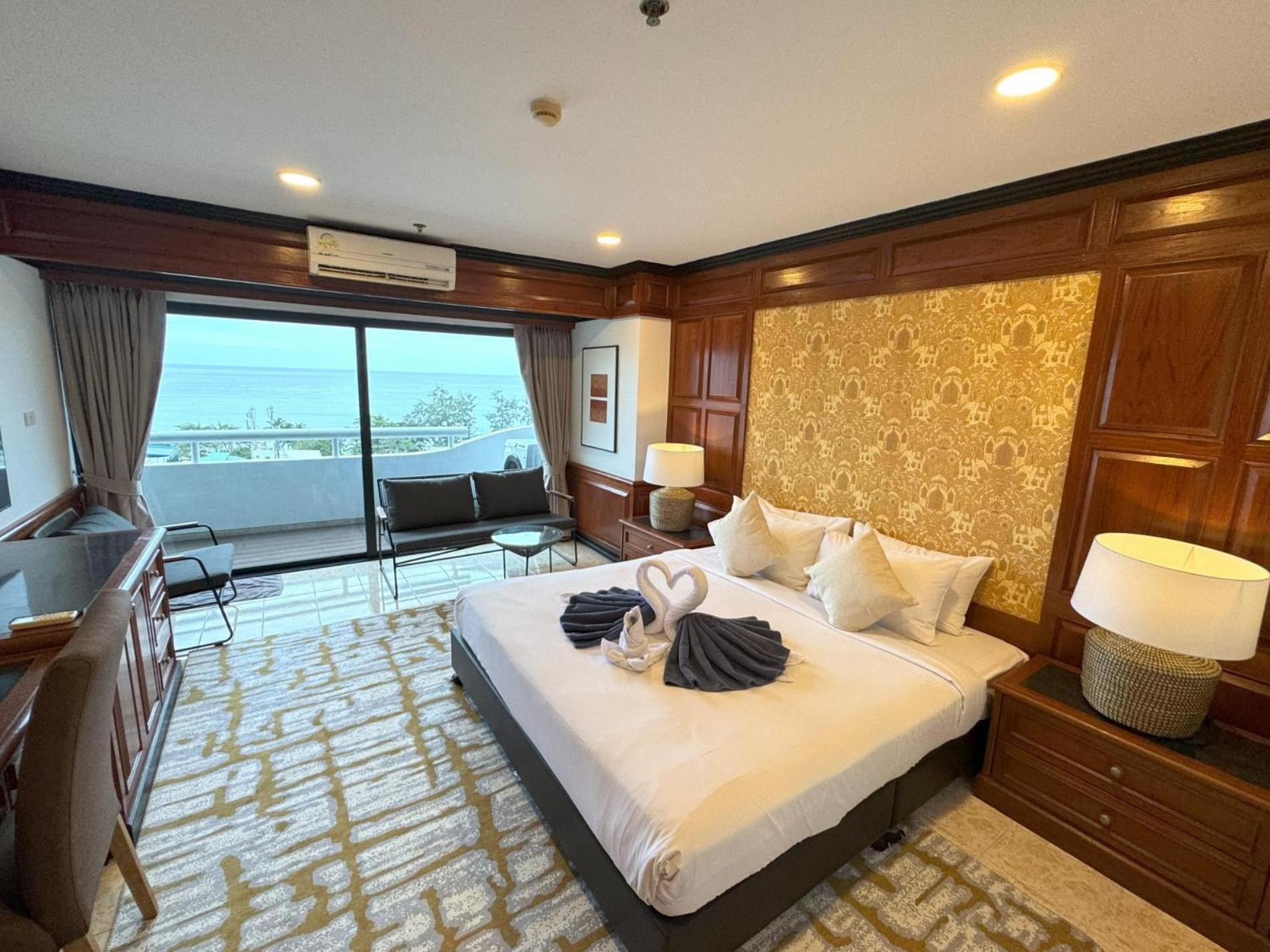 Apartment Sea View With Jacuzzi At Tower Patong