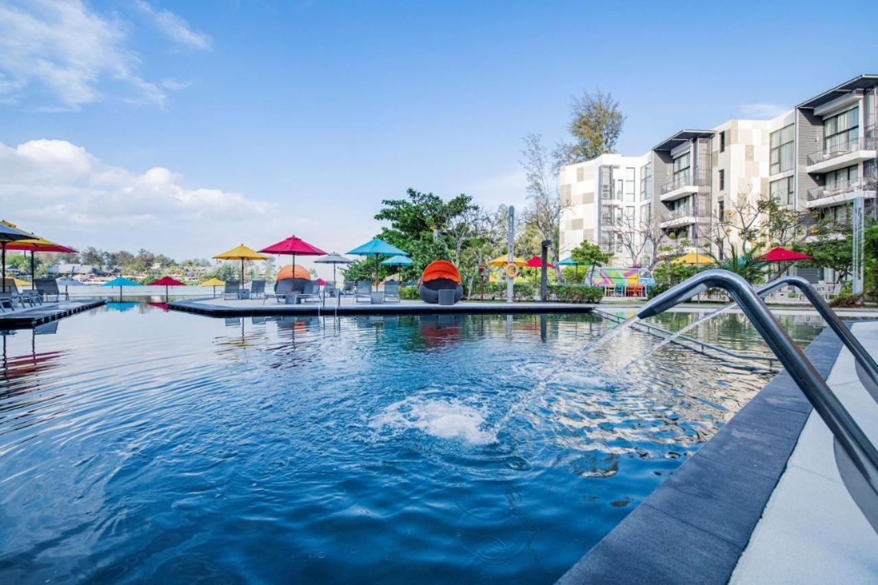 Deluxe At Cassia Residences By Lofty Apartment *