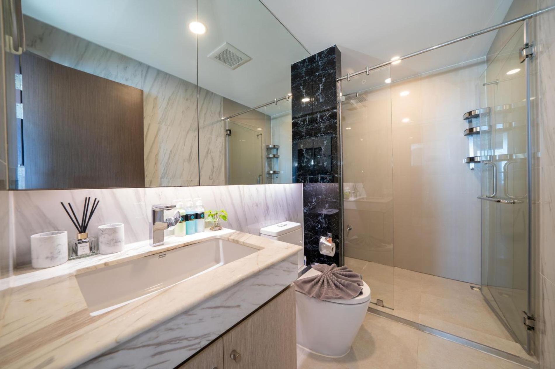Surin With Sea View & Jacuzzi Apartment *