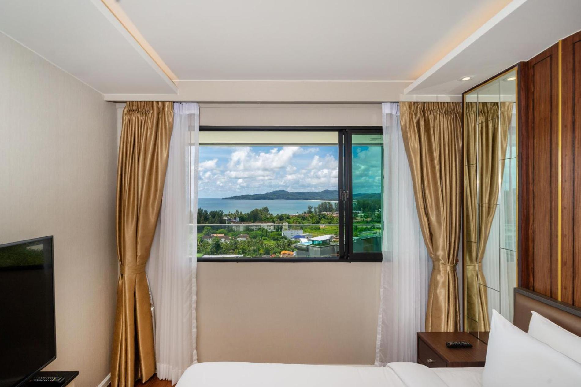 Apartment Surin With Sea View & Jacuzzi
