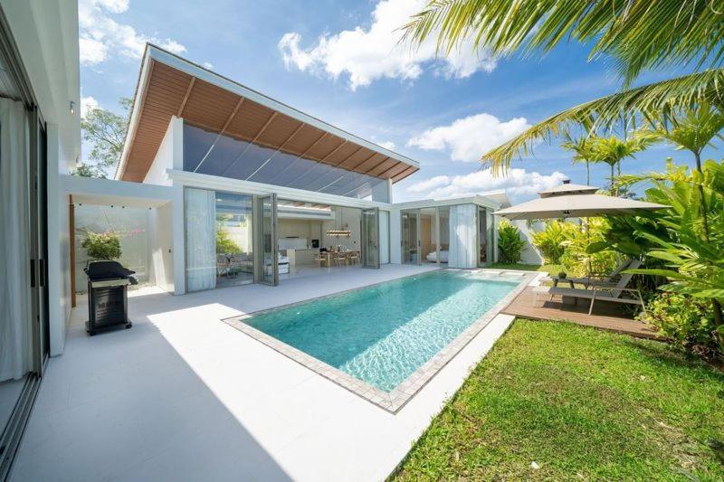 Luxury Pool And Garden *