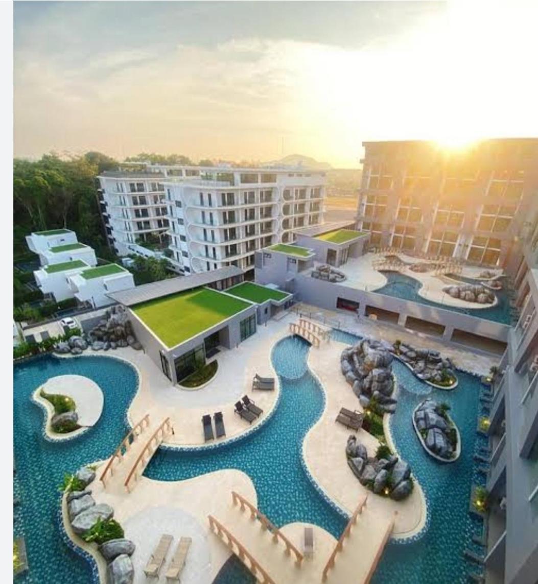 Duplex Pool Access Apartment
