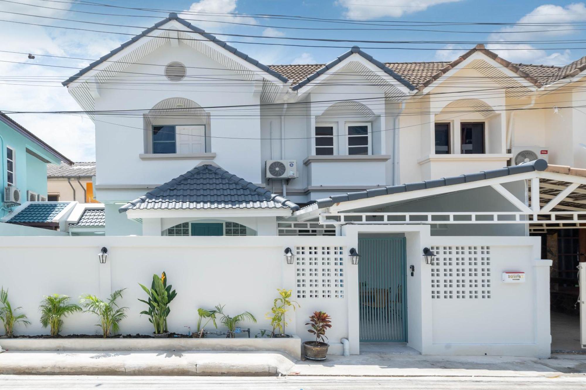 Private Pool Bangla Villa Patong