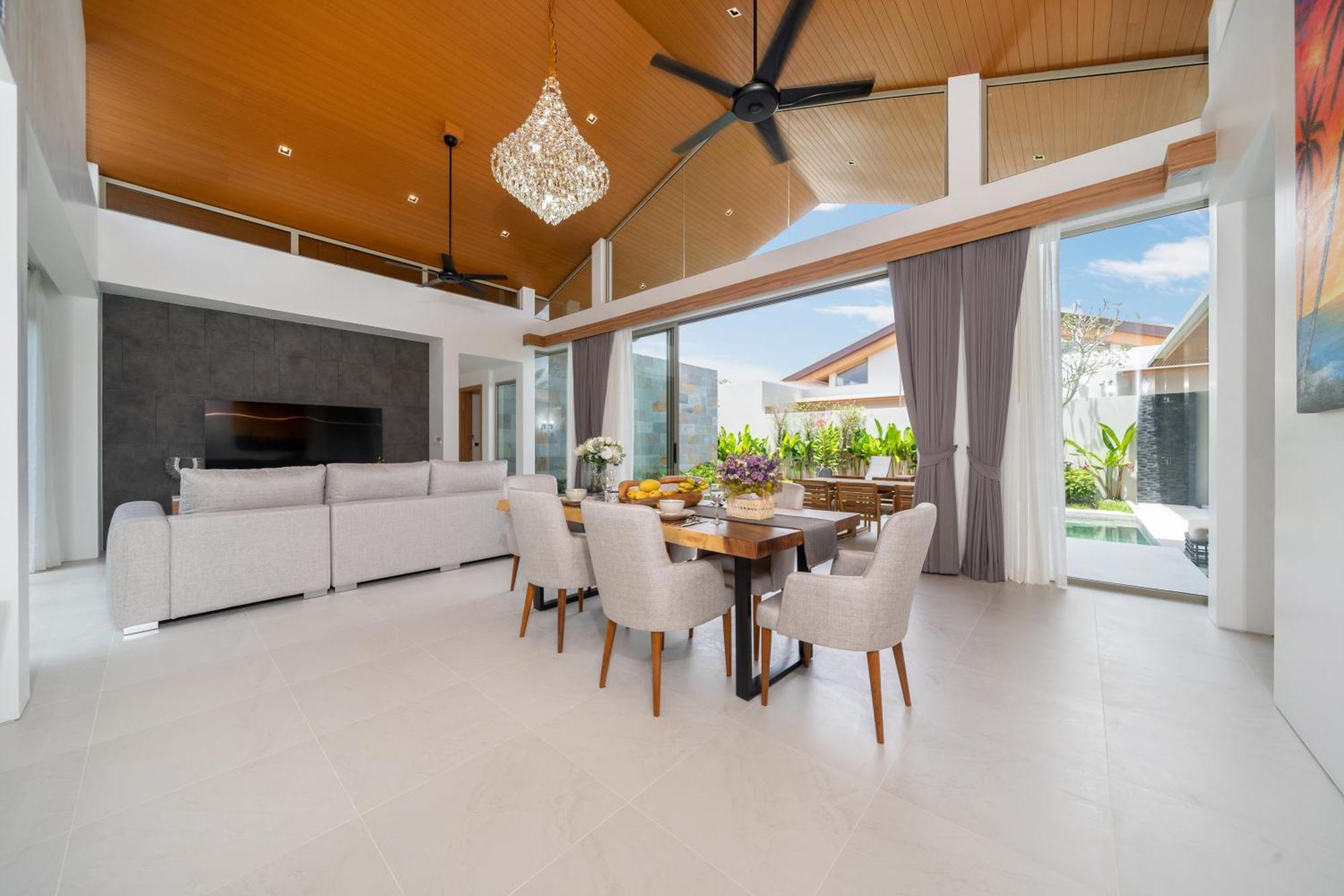 Private Swimming Pool And Garden Villa *