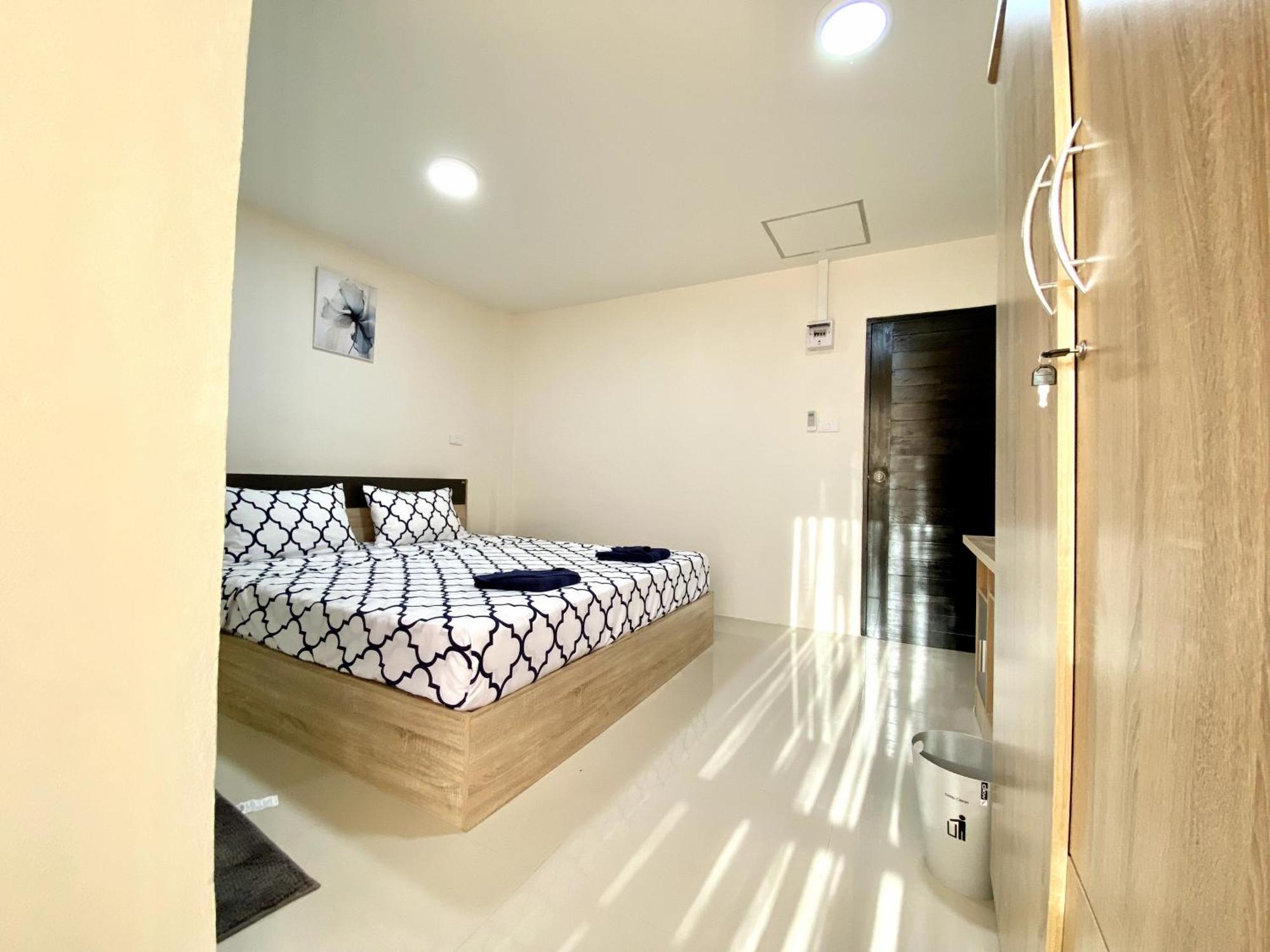 Aparthotel Vista *