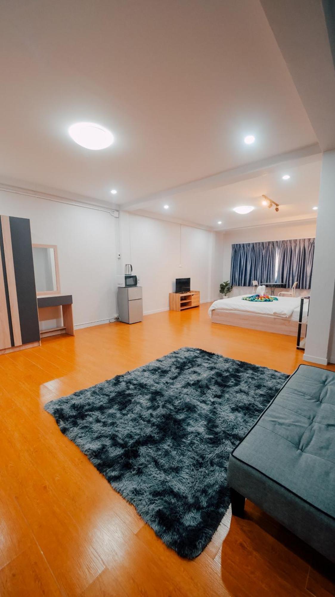 P&i Group Nana 2&3 Apartment Ban Karon