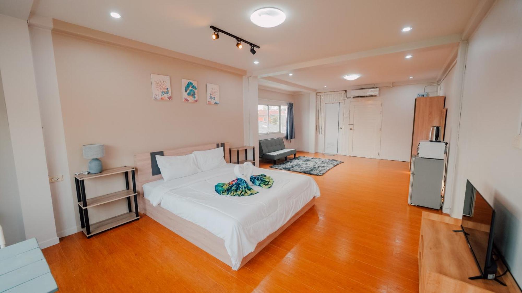 P&i Group Nana 2&3 Apartment