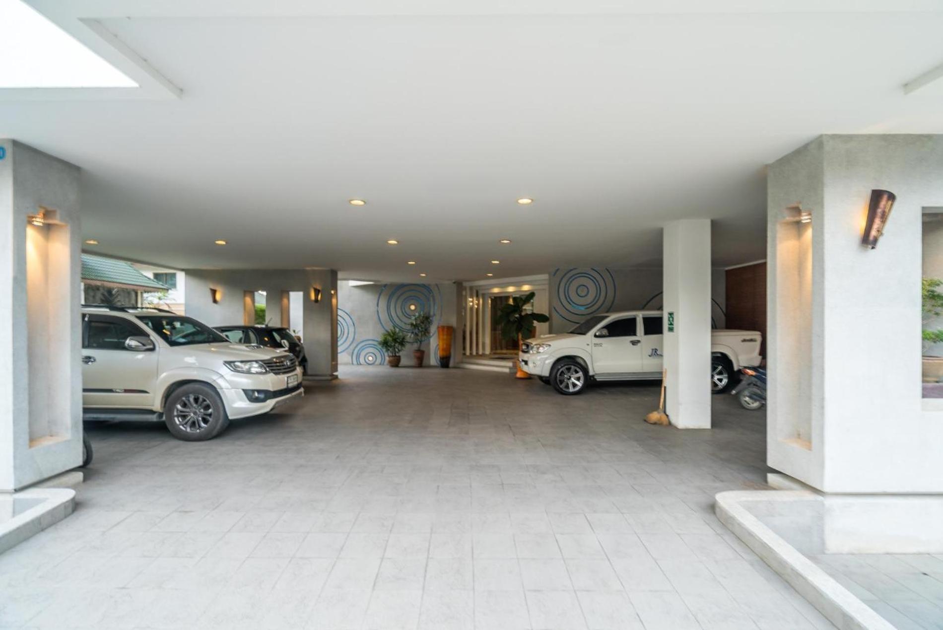 Bangtao Front By Lofty Apartment Ban Lum Fuang
