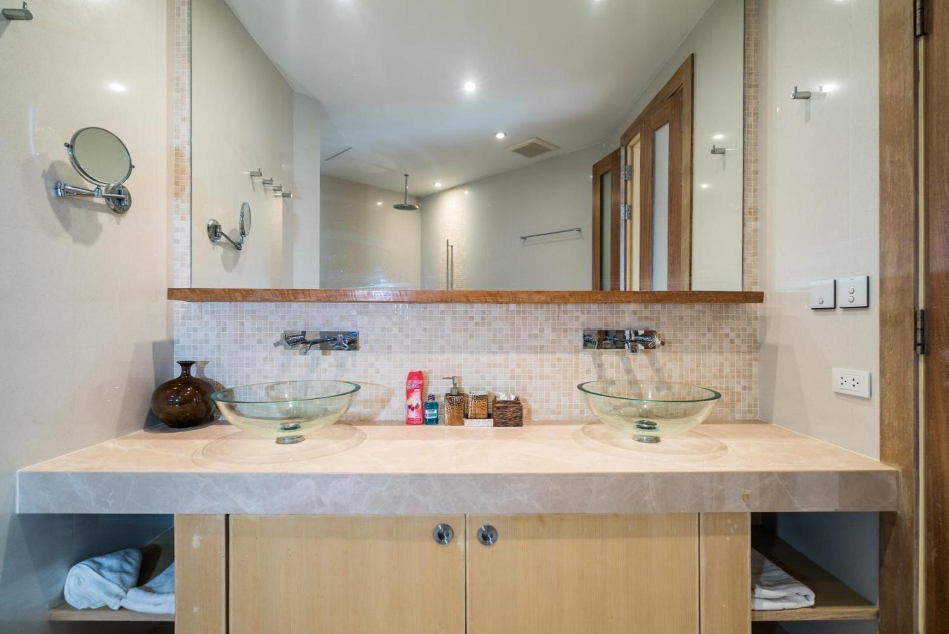 Apartment Bangtao Front By Lofty