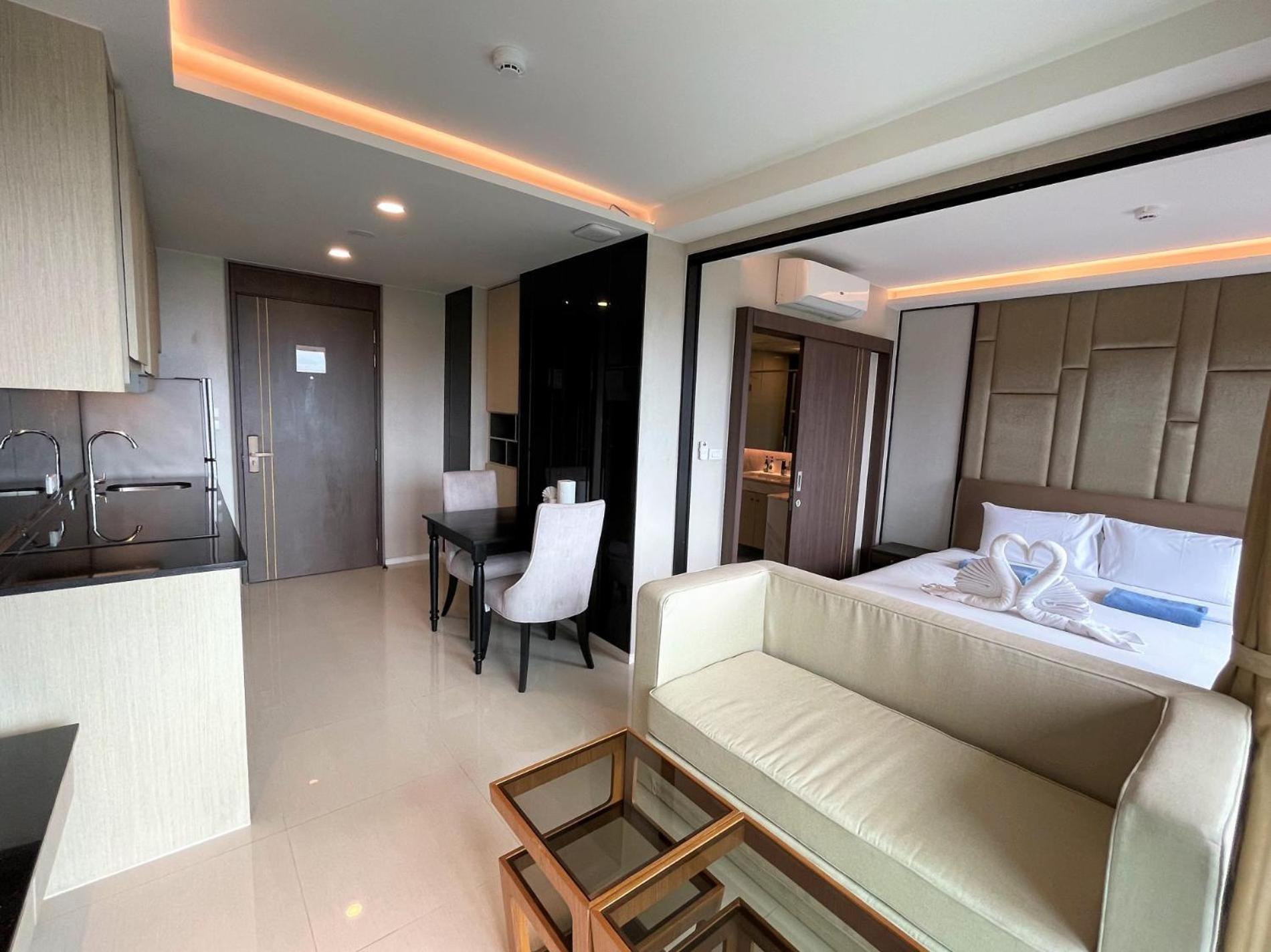 Panora Deluxe Sea View By Lofty *