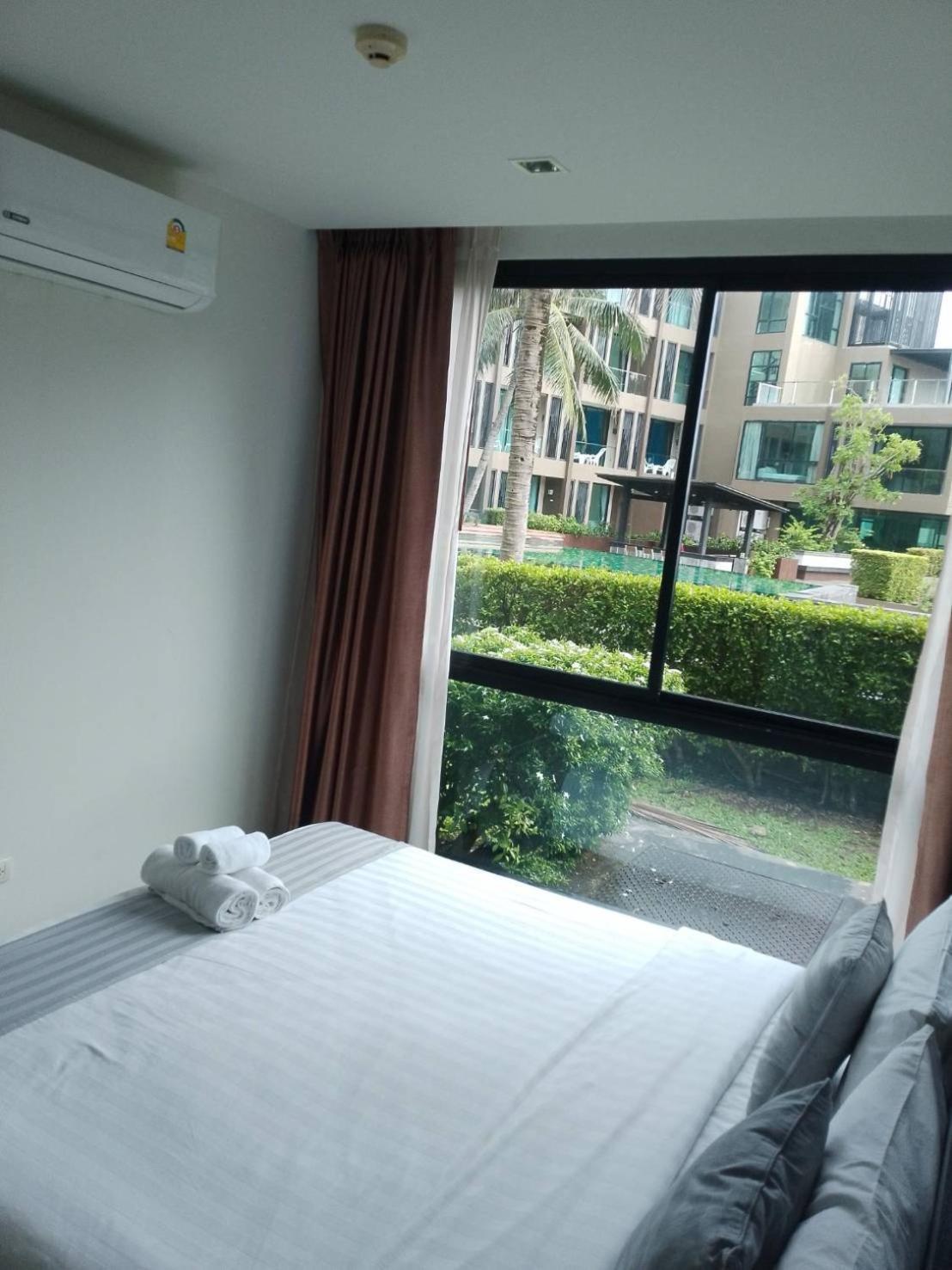 Panwa Side Beachfront 4*