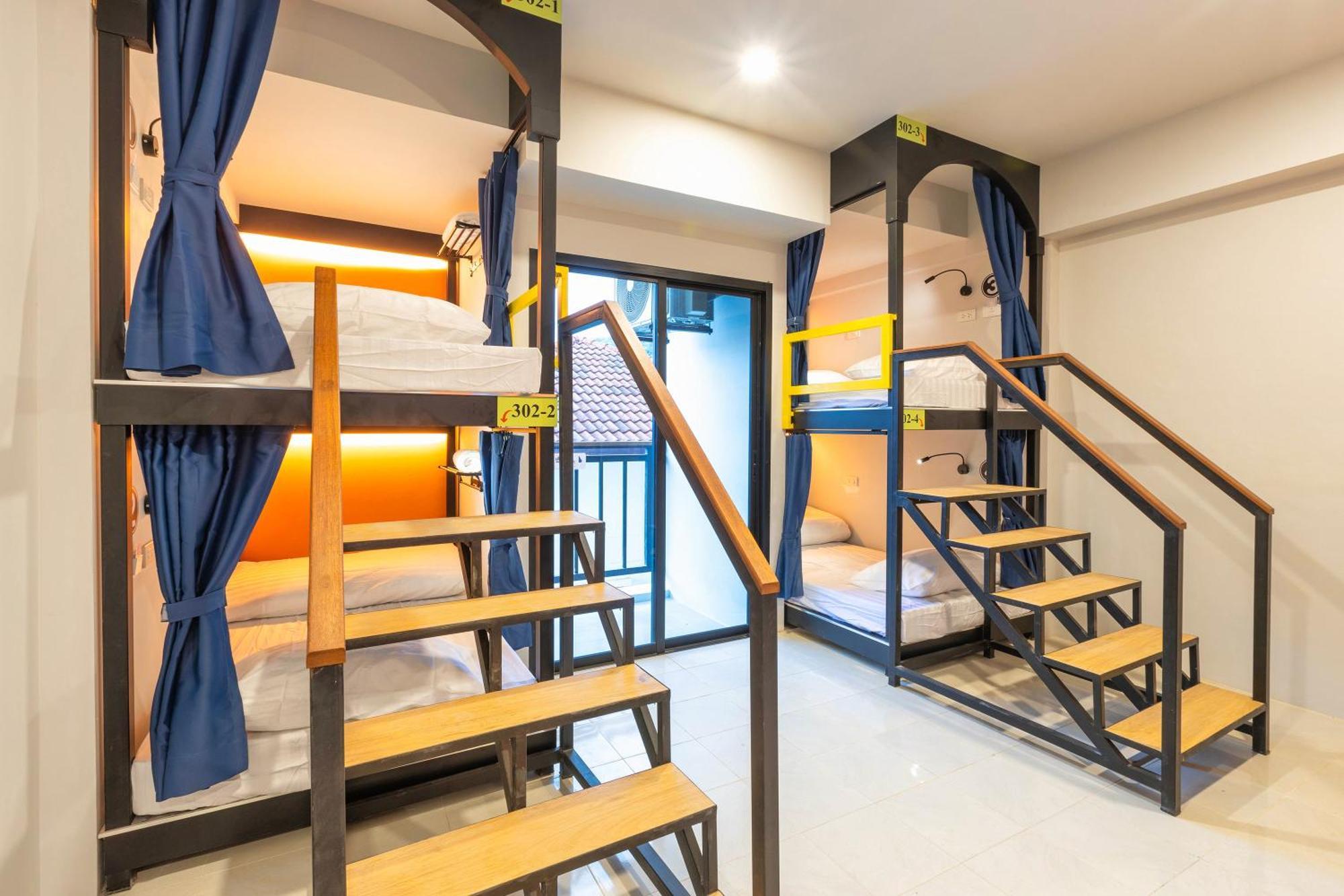 Hostel Mellow Poshtel -