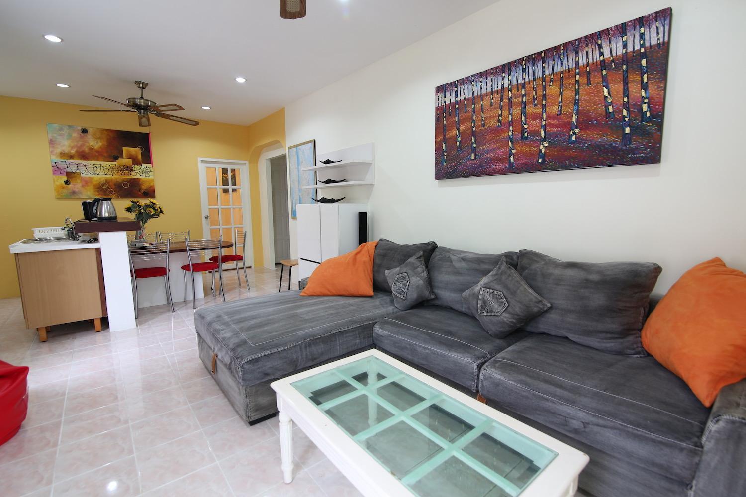 3 Bedrooms Semi-detached With Pool Near Holiday home