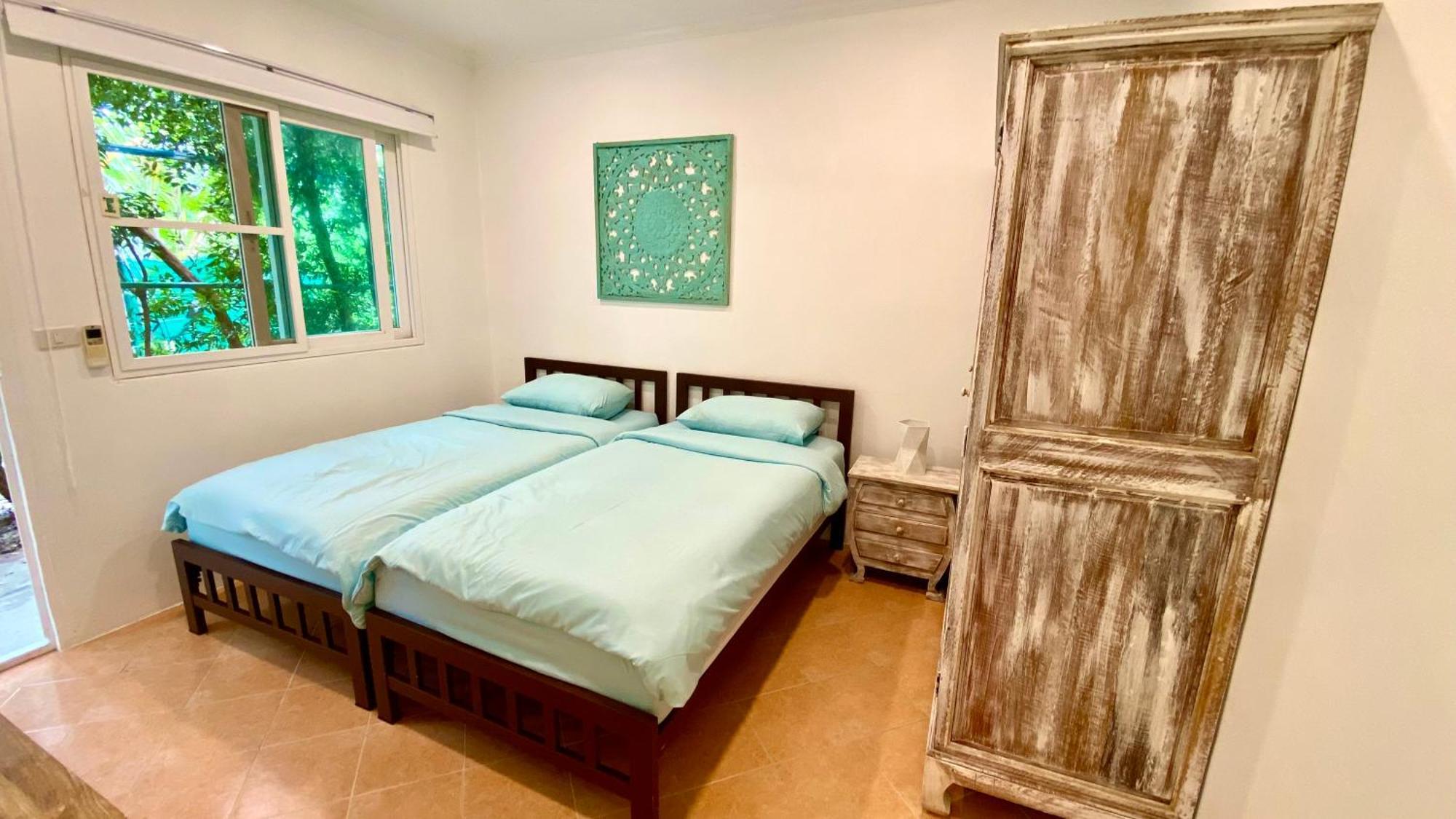 Ocean Bliss House, 6 Bedrooms Villa Phuket