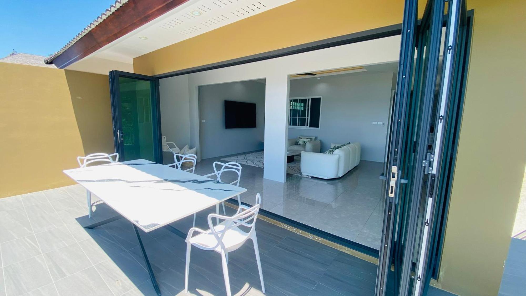 Ocean Bliss House, 6 Bedrooms *