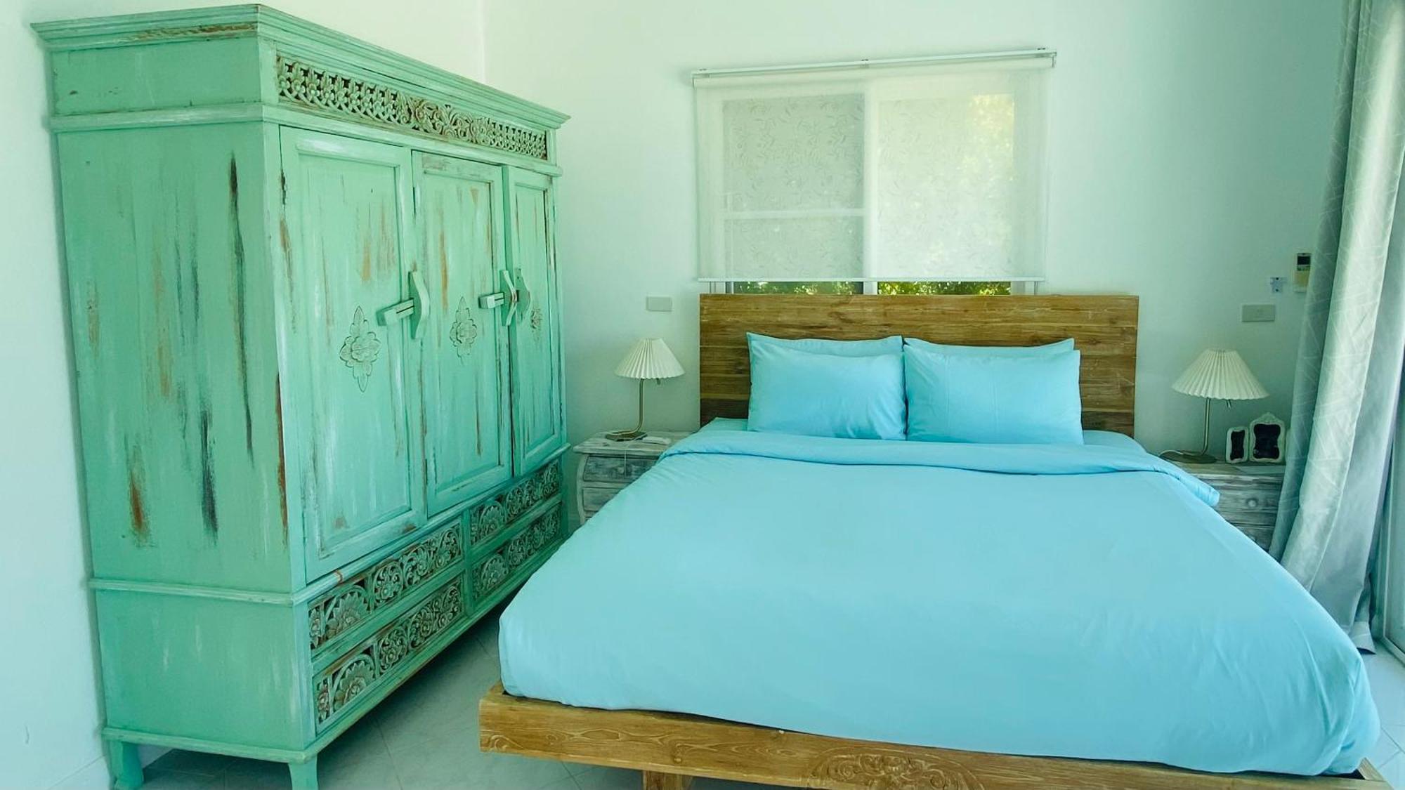 Ocean Bliss House, 6 Bedrooms Villa Phuket