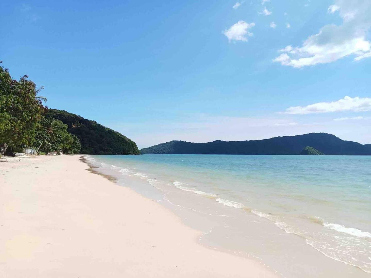 Ocean Bliss House, 6 Bedrooms Phuket