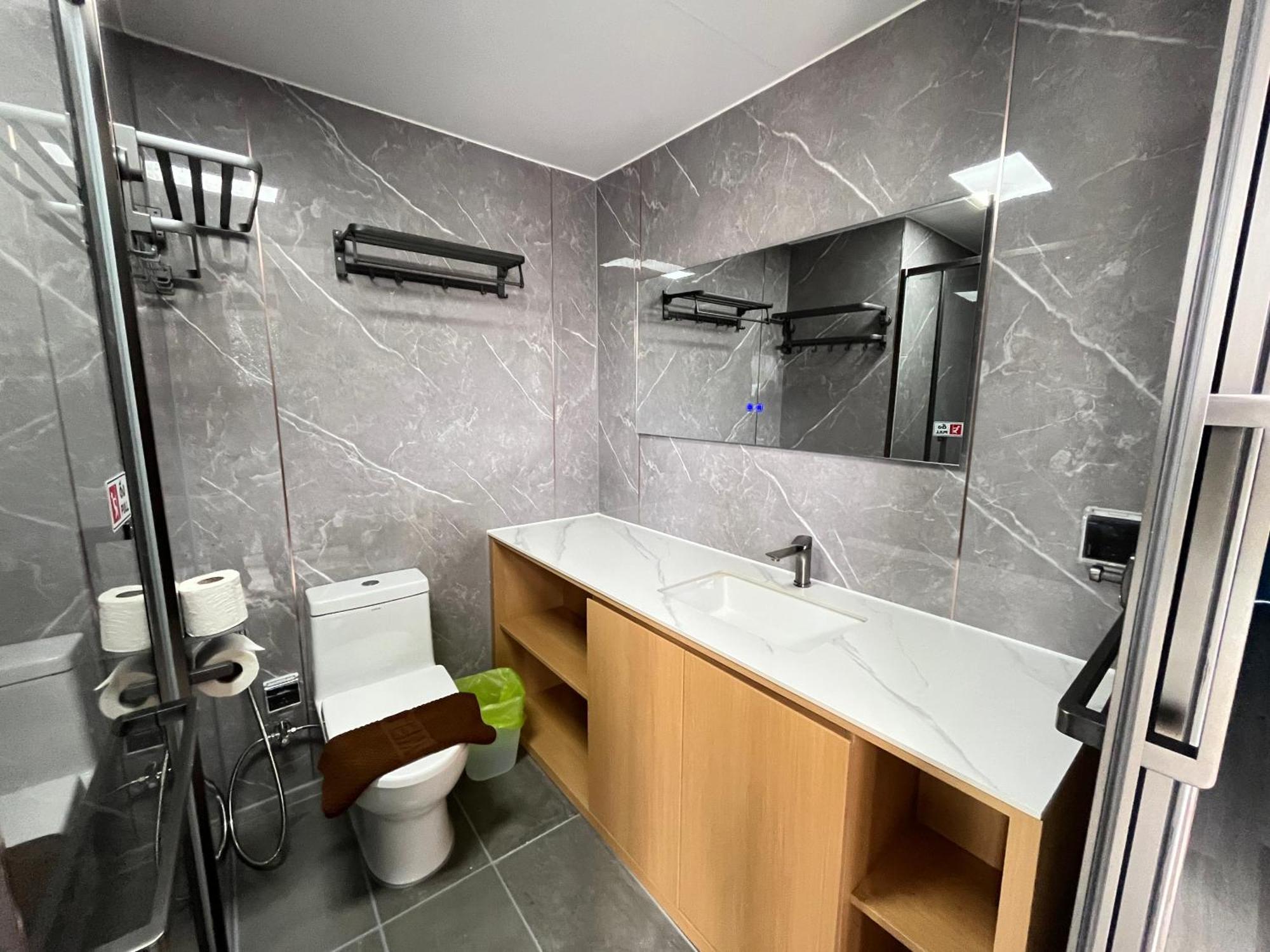 Hotel Space House Phuket 4*