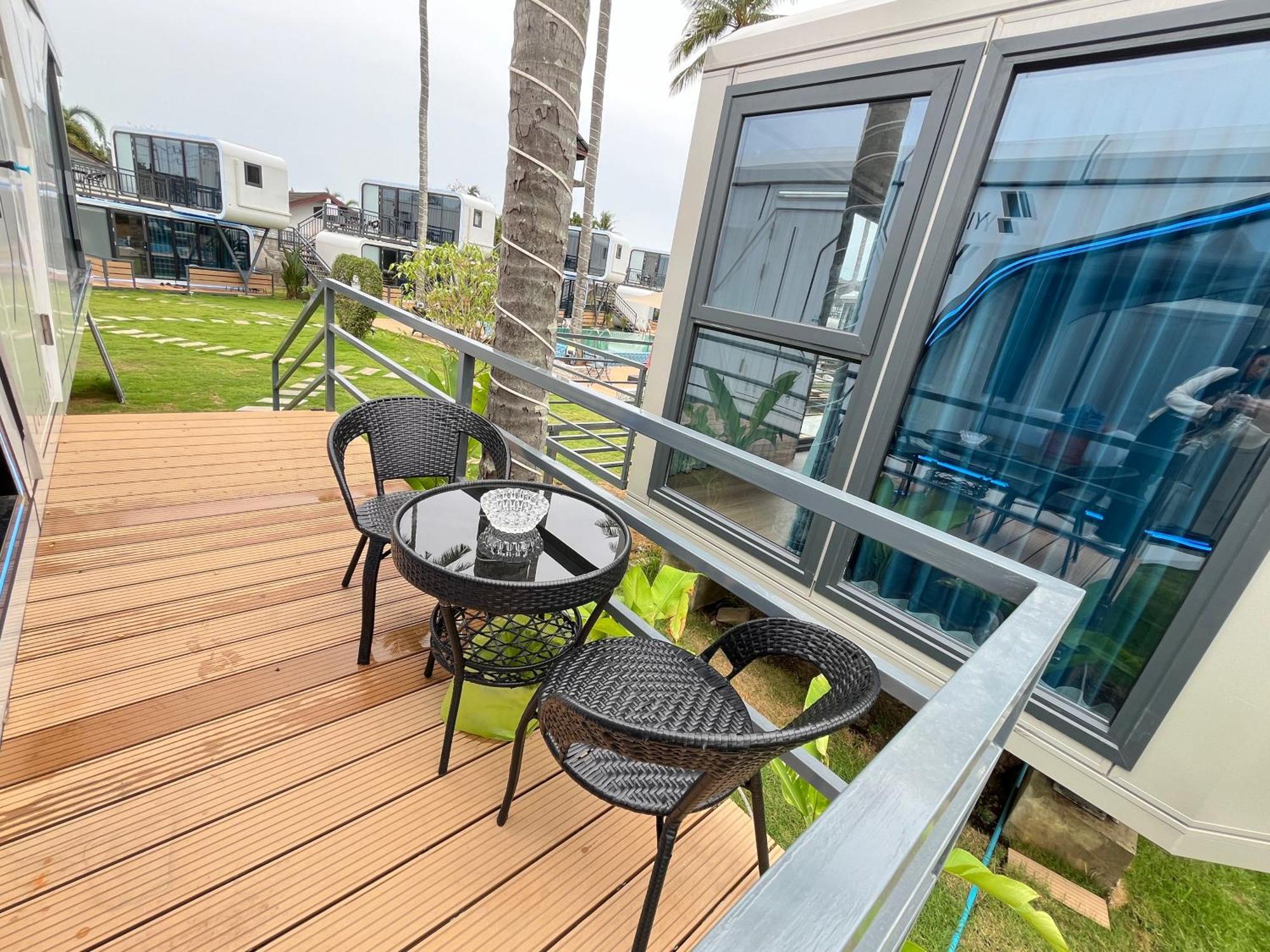 Space House Phuket Hotel 4*