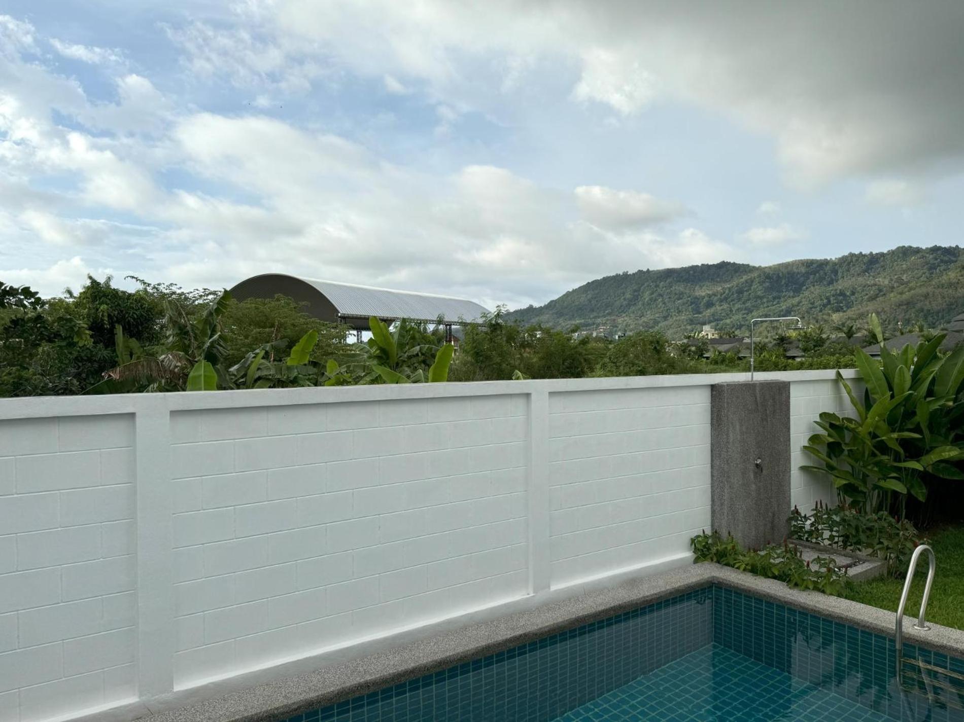Luxury Garden View By Lofty Villa
